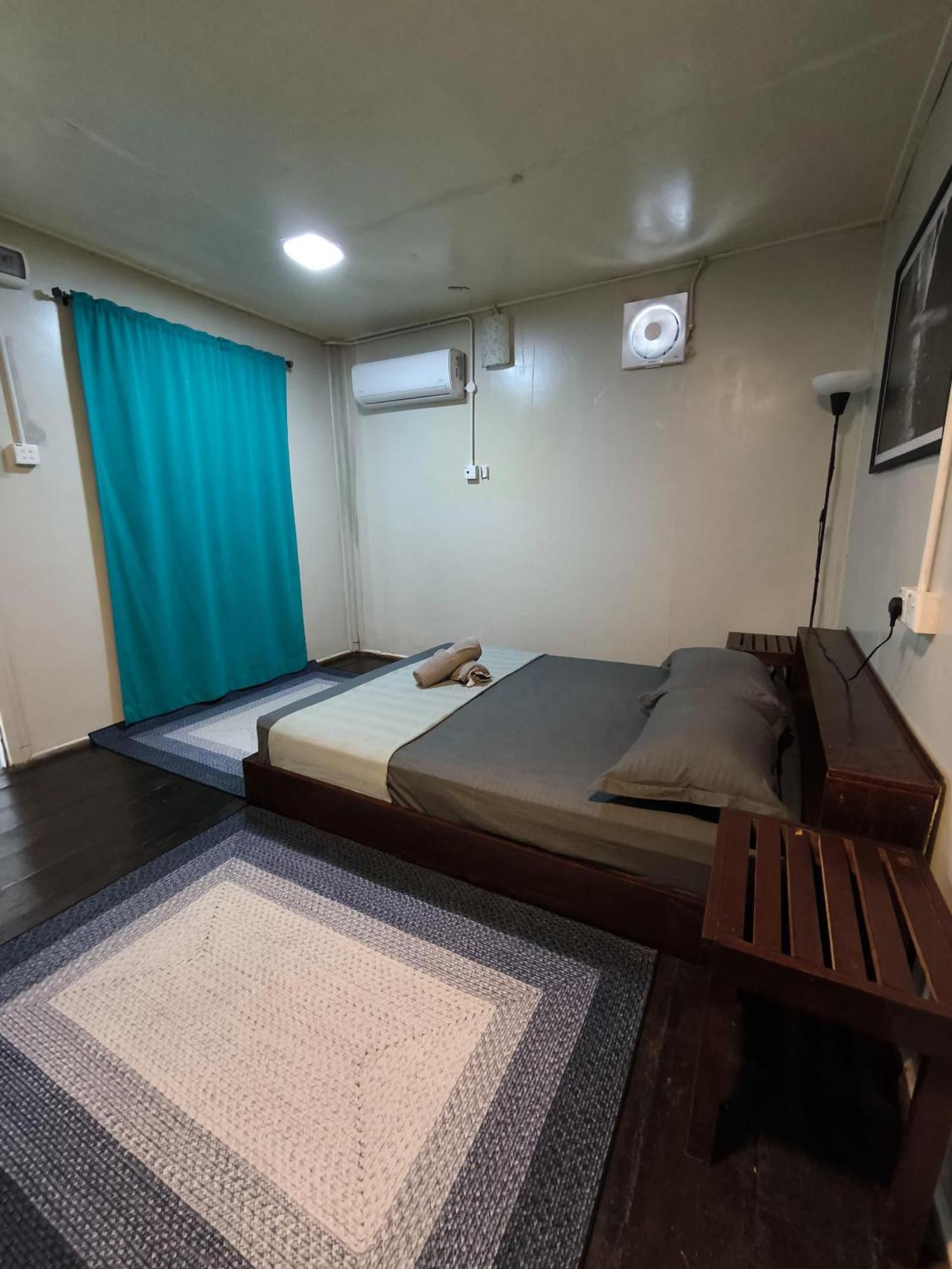시호스 다이버 게스트하우스 Kampong Pasir Panjang  외부 사진