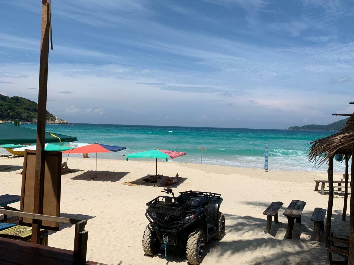 시호스 다이버 게스트하우스 Kampong Pasir Panjang  외부 사진